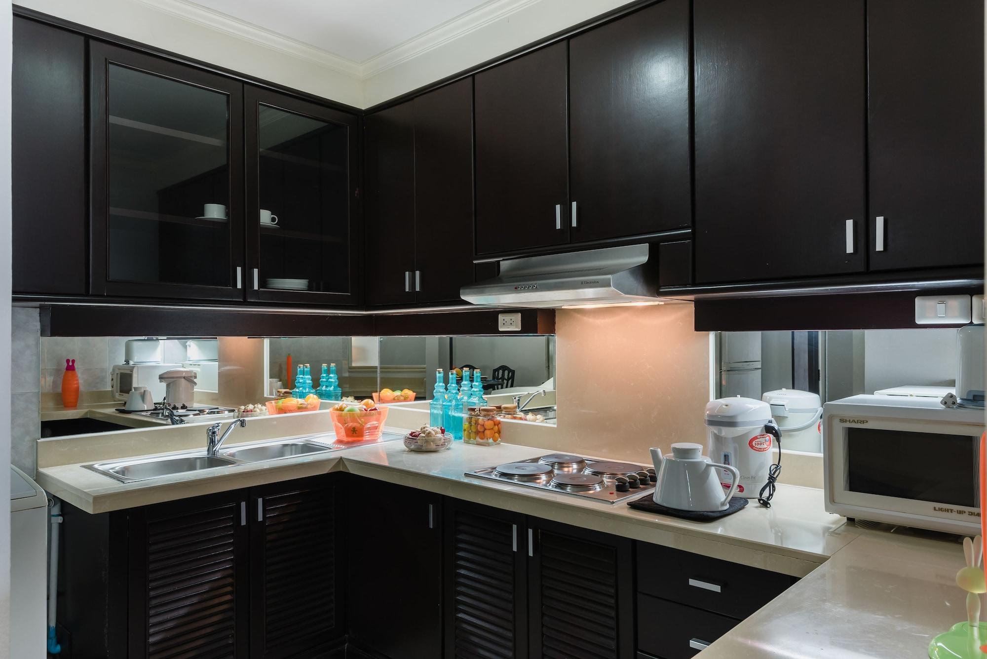 Cnc Residence Бангкок Экстерьер фото