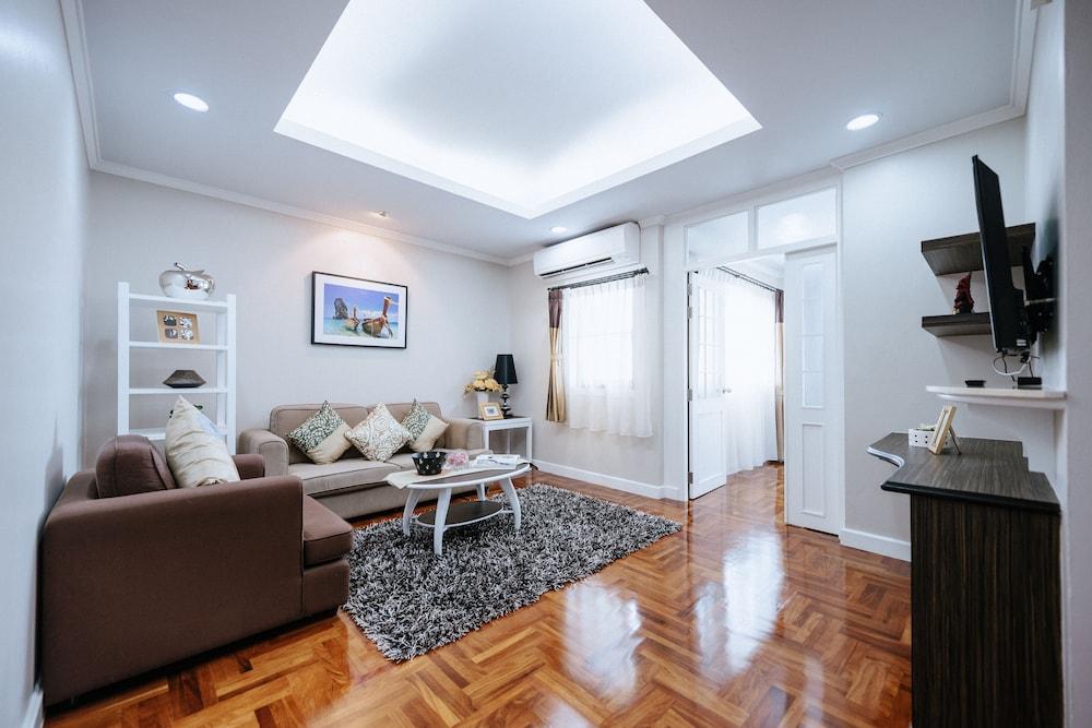 Cnc Residence Бангкок Экстерьер фото