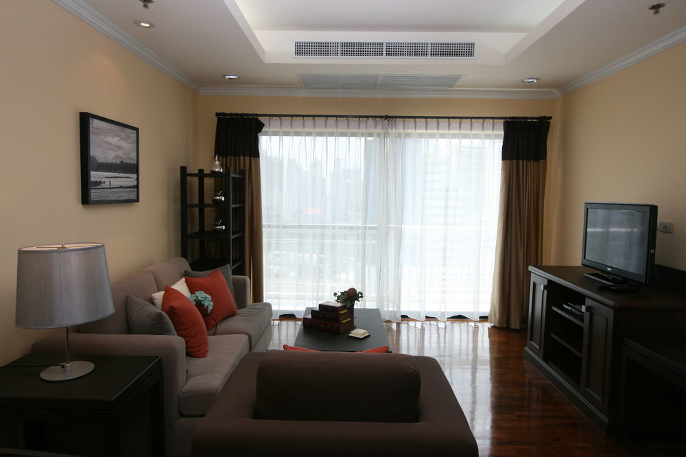 Cnc Residence Бангкок Экстерьер фото